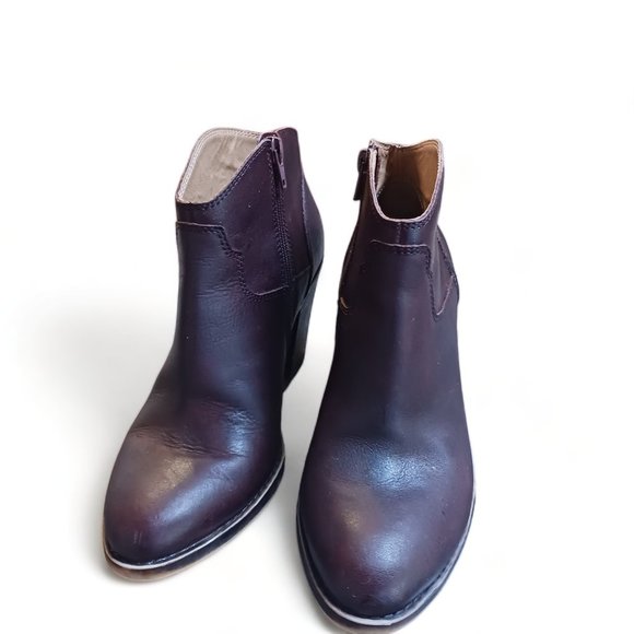 Lucky Brand Brown Leather  Western Style Stacked Heel Ankle Booties Size 8.5 - Picture 2 of 15